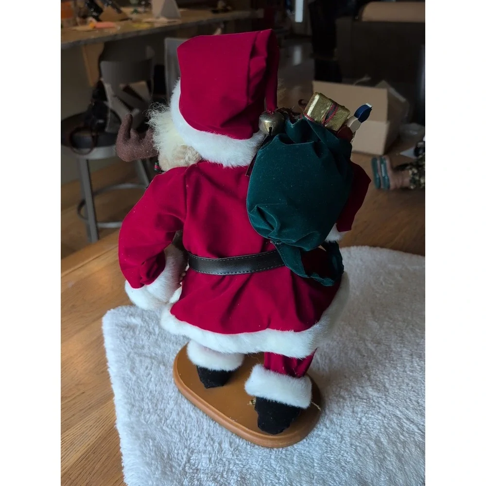 Vntg Santa 21